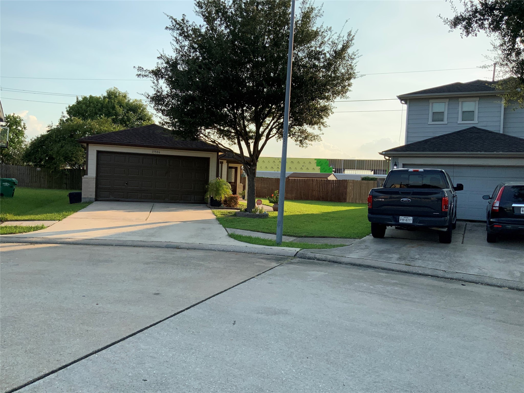 15506 Red Pine Ridge Way Houston, TX 77049 - Photo 4 of 49