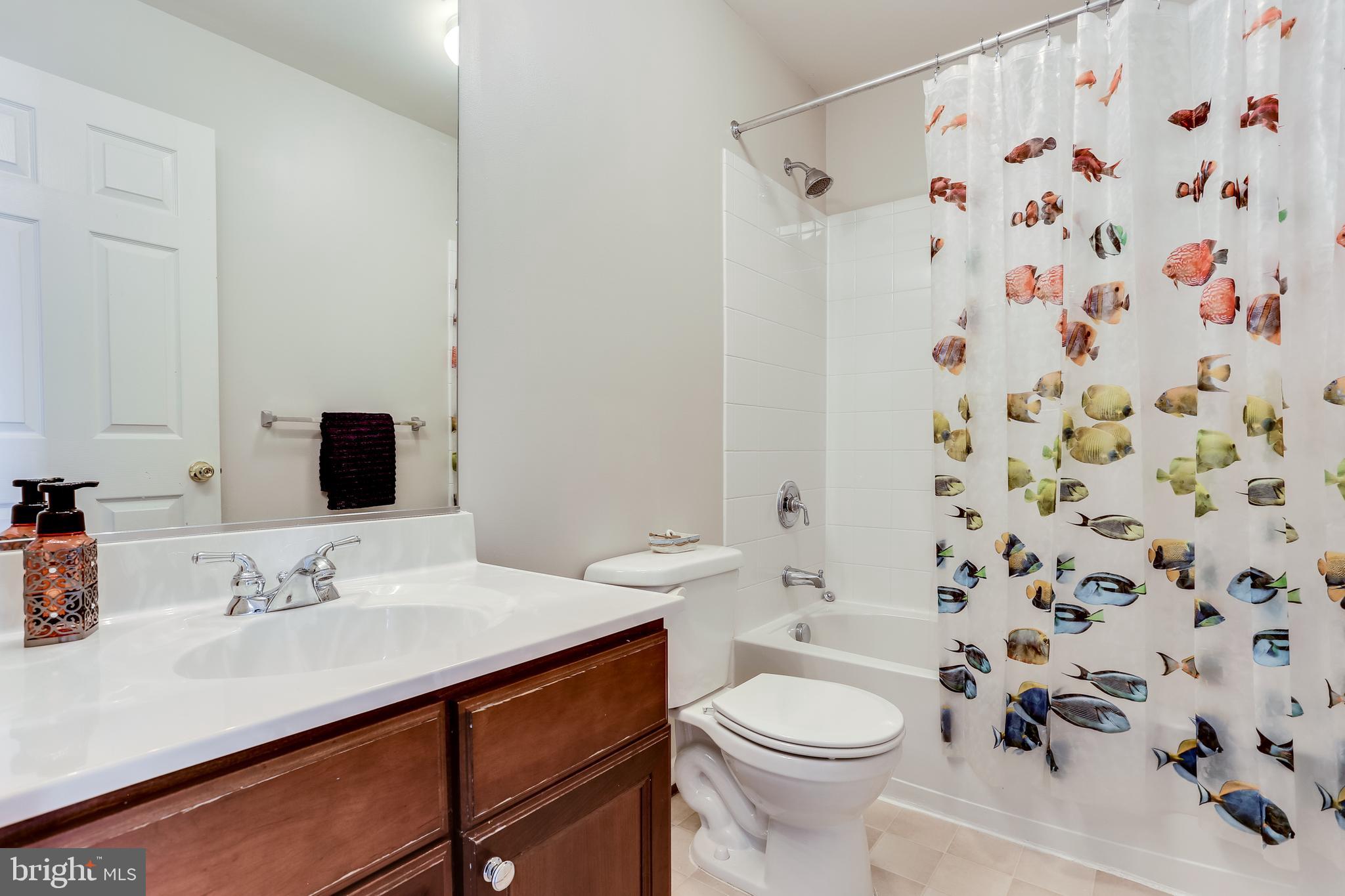 7128 Water Oak Road, Unit 244 Elkridge, MD 21075 - Photo 24 of 31 Hall bathroom with upgraded fixtures