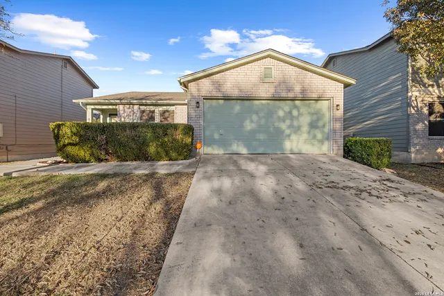 $1,710 | 416 Hinge Falls, Cibolo, TX 78108