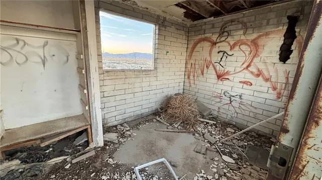 $119,000 | 12148 Wilshire Road, Lucerne Valley, CA 92356