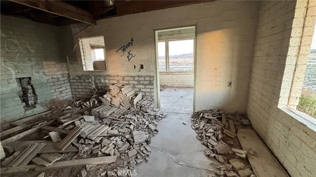 $119,000 | 12148 Wilshire Road, Lucerne Valley, CA 92356