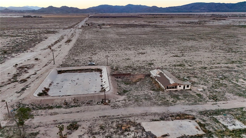 12148 Wilshire Road Lucerne Valley, CA 92356 - Photo 17 of 29 a view of an outdoor space