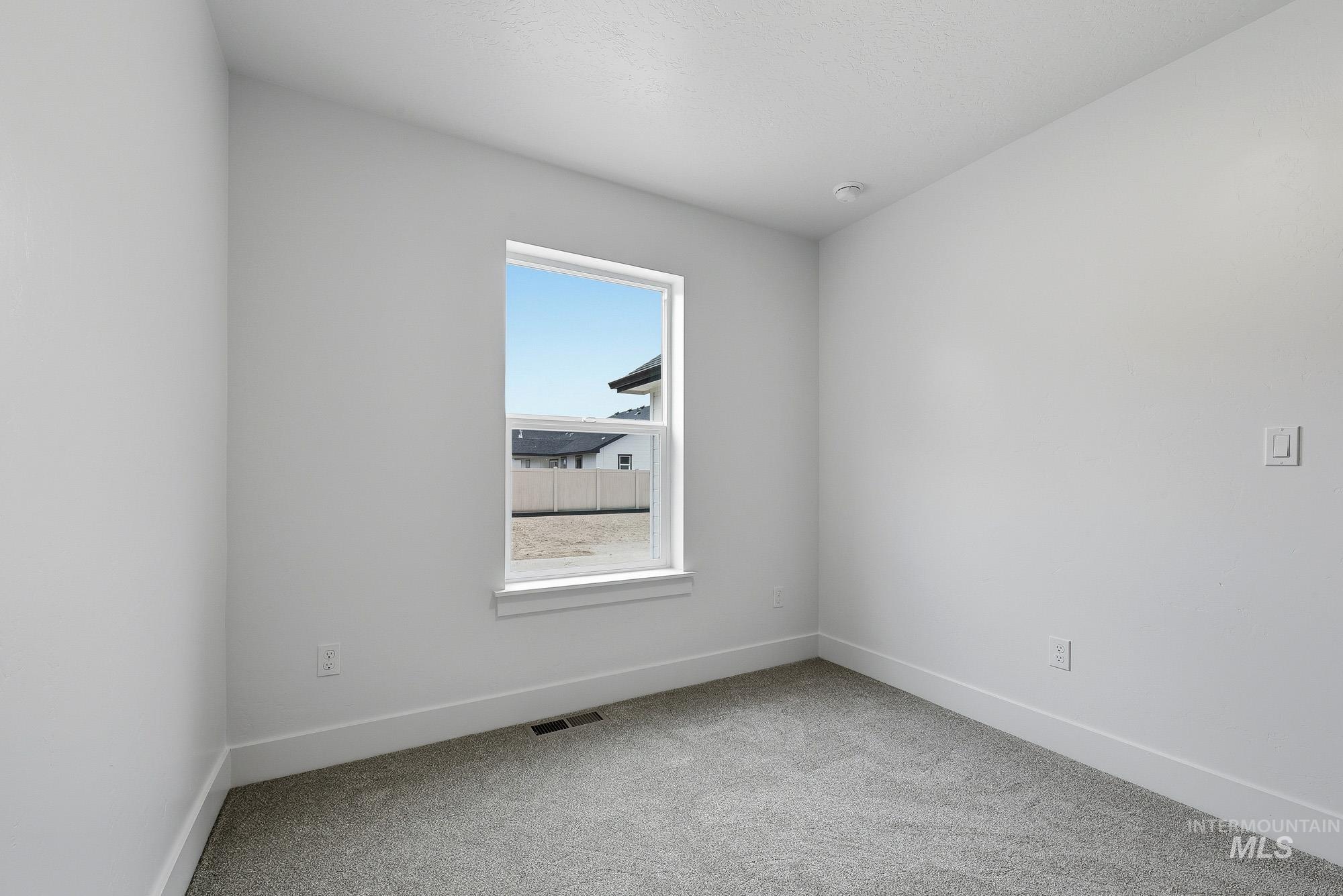 1132 Velvet Loop Wilder, ID 83676 - Photo 21 of 23