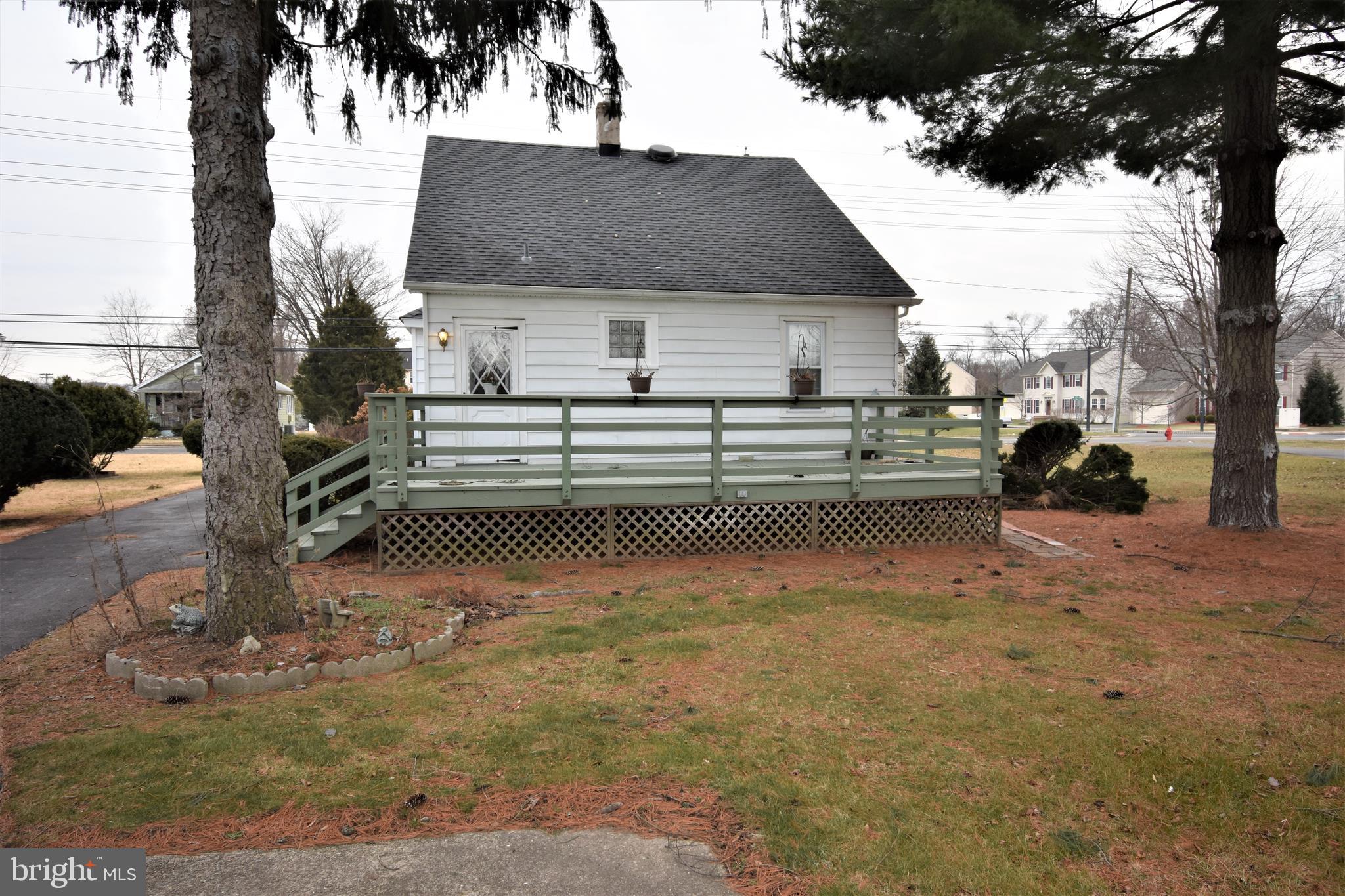 1115 Columbus Road Burlington, NJ 08016 - Photo 3 of 21