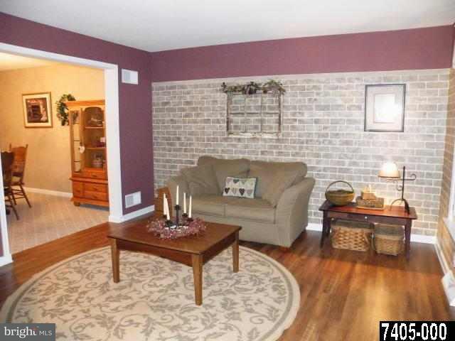 4025 Lewisberry Road York, PA 17404 - Photo 2 of 25