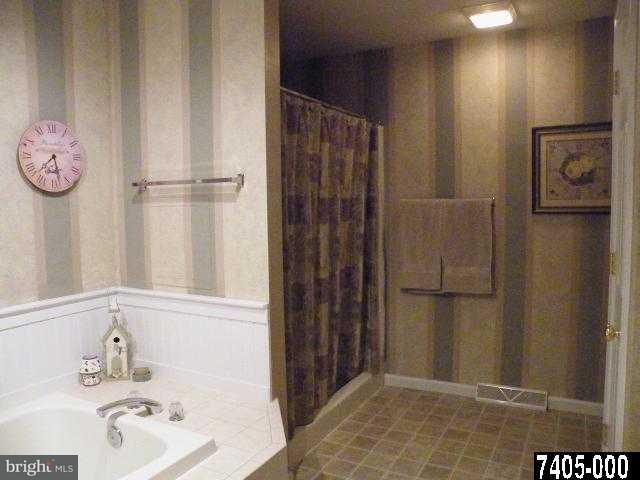 4025 Lewisberry Road York, PA 17404 - Photo 13 of 25