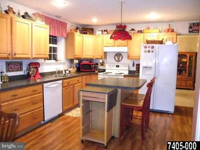 4025 Lewisberry Road York, PA 17404 - Photo 6 of 25