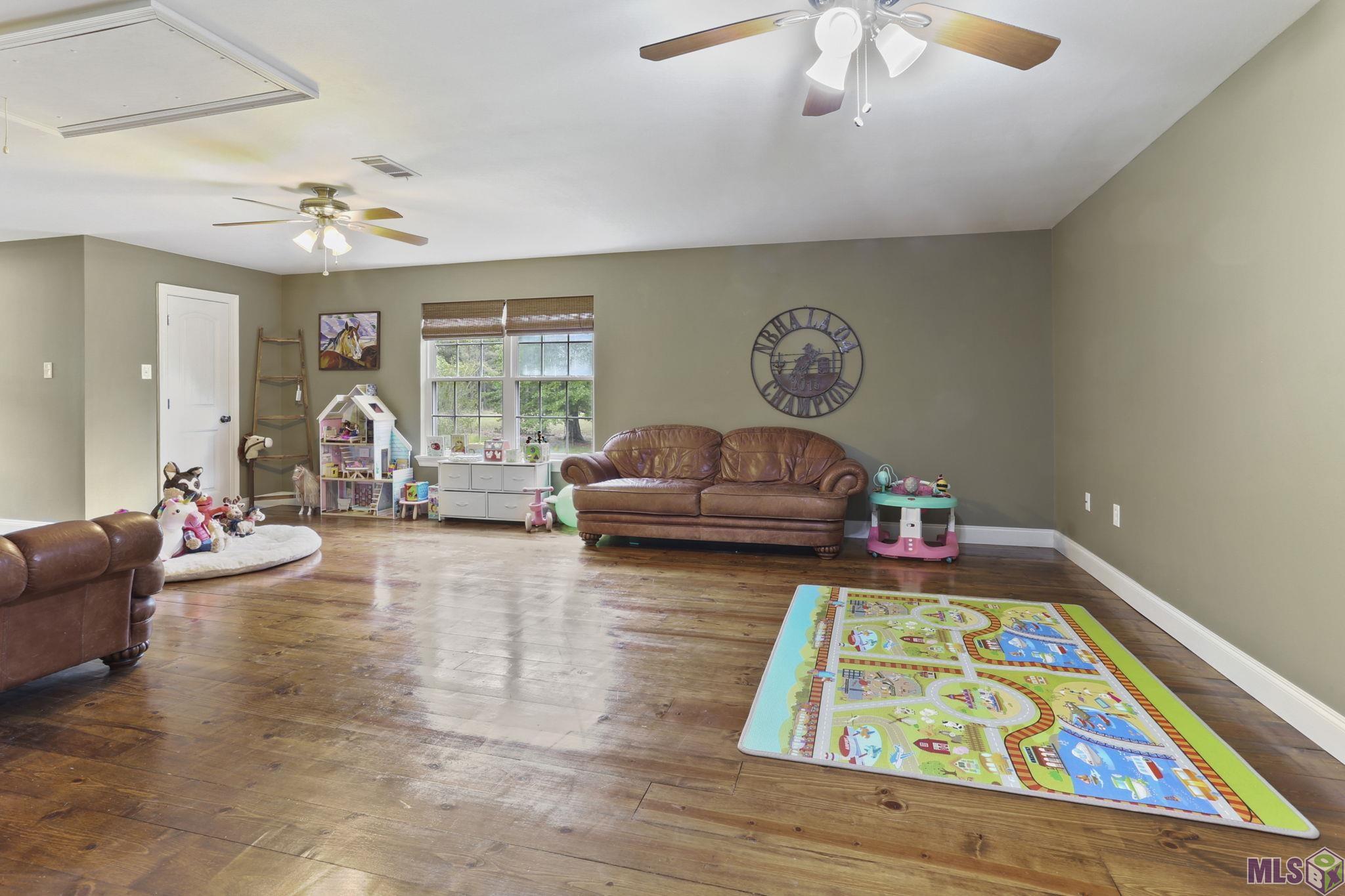 11257 Rist Road Clinton, LA 70722 - Photo 15 of 22 Upstairs Bonus Room