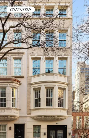 a building with a lot of windows