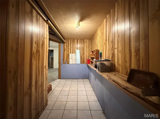 $160,000 | 97 East Lakeview Drive, De Soto, MO 63020