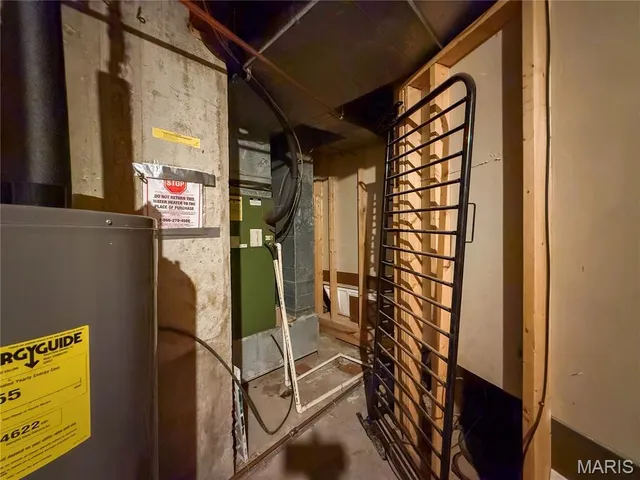 $160,000 | 97 East Lakeview Drive, De Soto, MO 63020