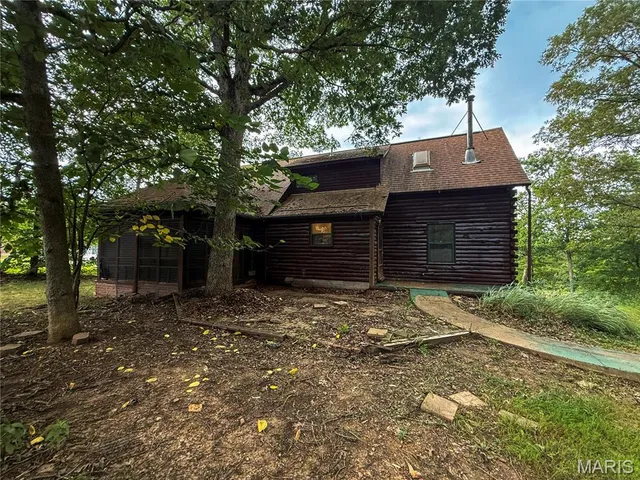 $160,000 | 97 East Lakeview Drive, De Soto, MO 63020