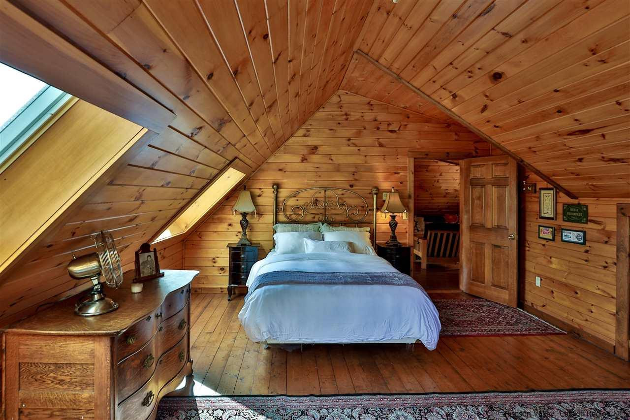 391 Tumbleweed Ranch Road West Kill, NY 12492 - Photo 21 of 35 a view of entryway with wooden floor