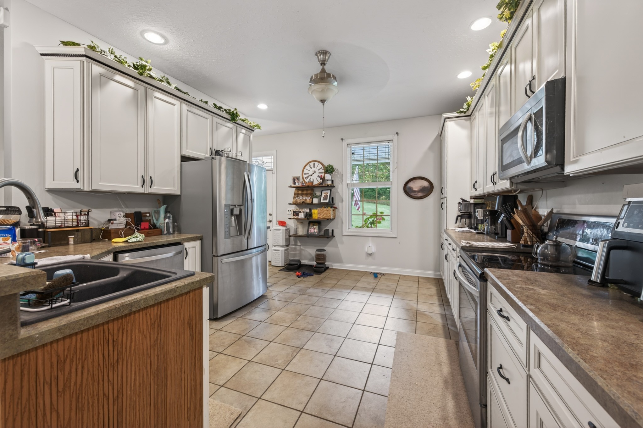 365 Harris Road Beechmont, KY 42323 - Photo 7 of 34