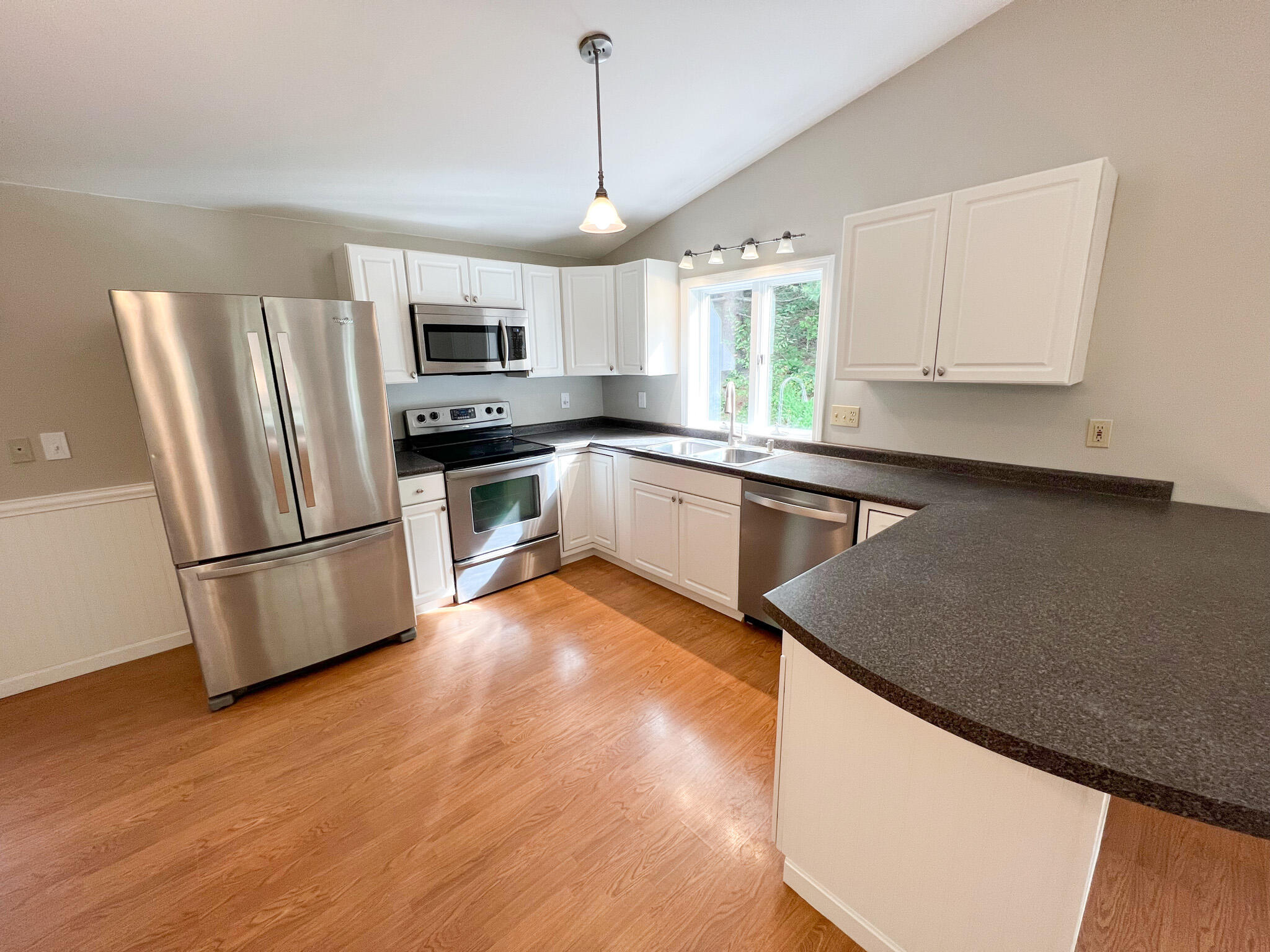 9 Eastwoods Road Kennebunk, ME 04043 - Photo 44 of 58 12