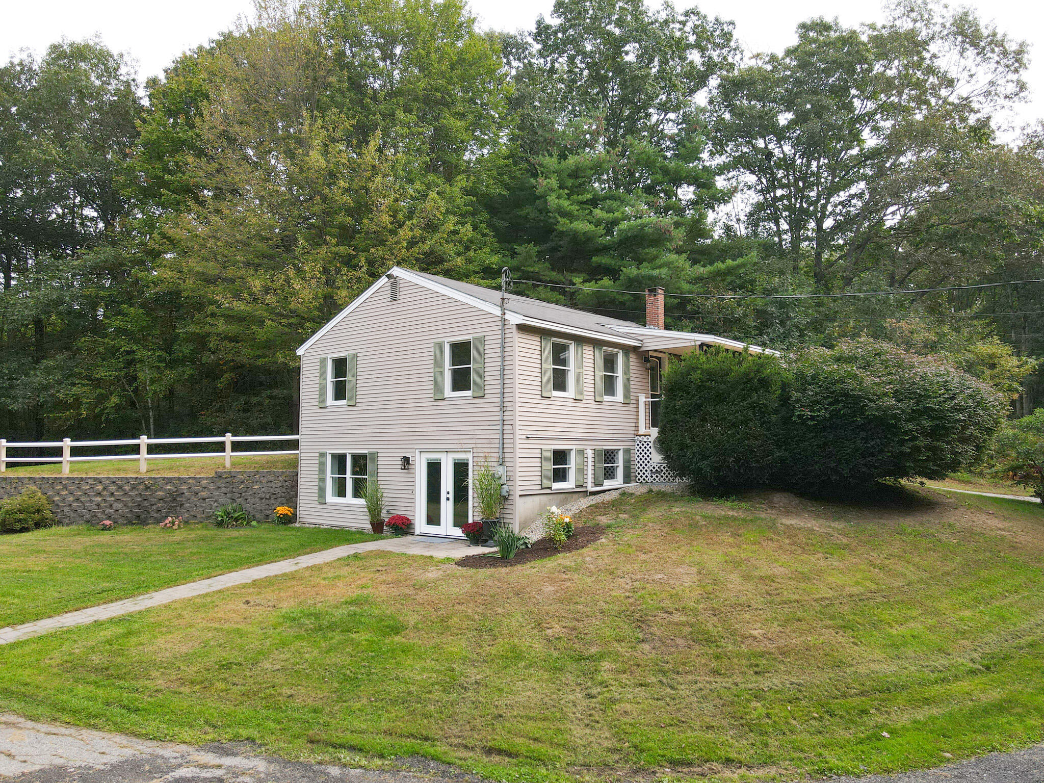 9 Eastwoods Road Kennebunk, ME 04043 - Photo 10 of 58 51