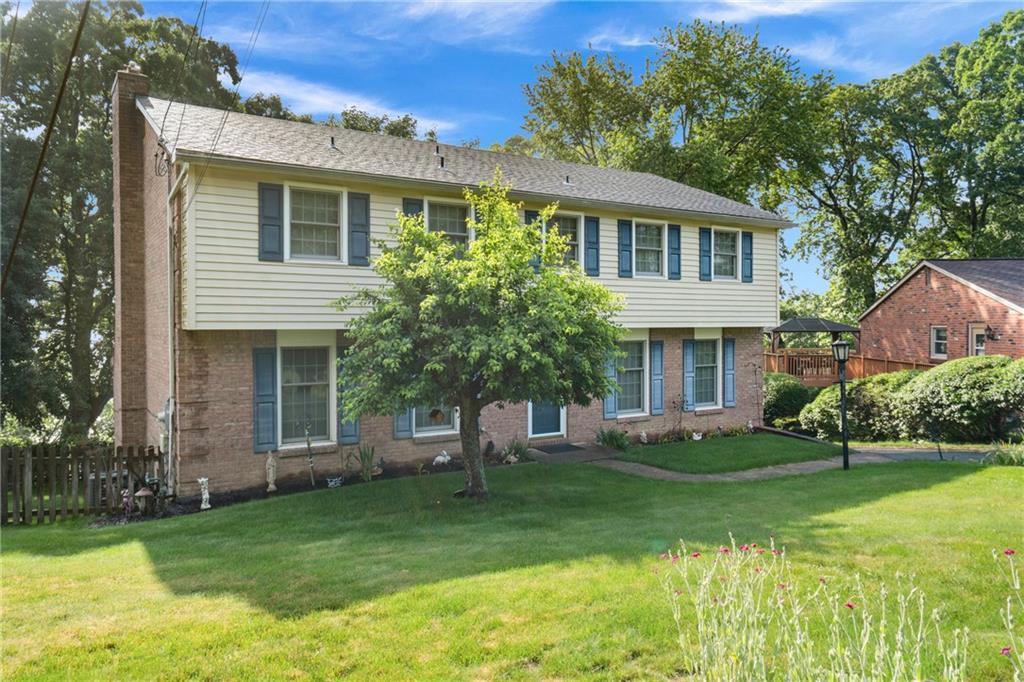 152 North Jamestown Road Coraopolis, PA 15108 - Photo 1 of 26 Gallery Image 1