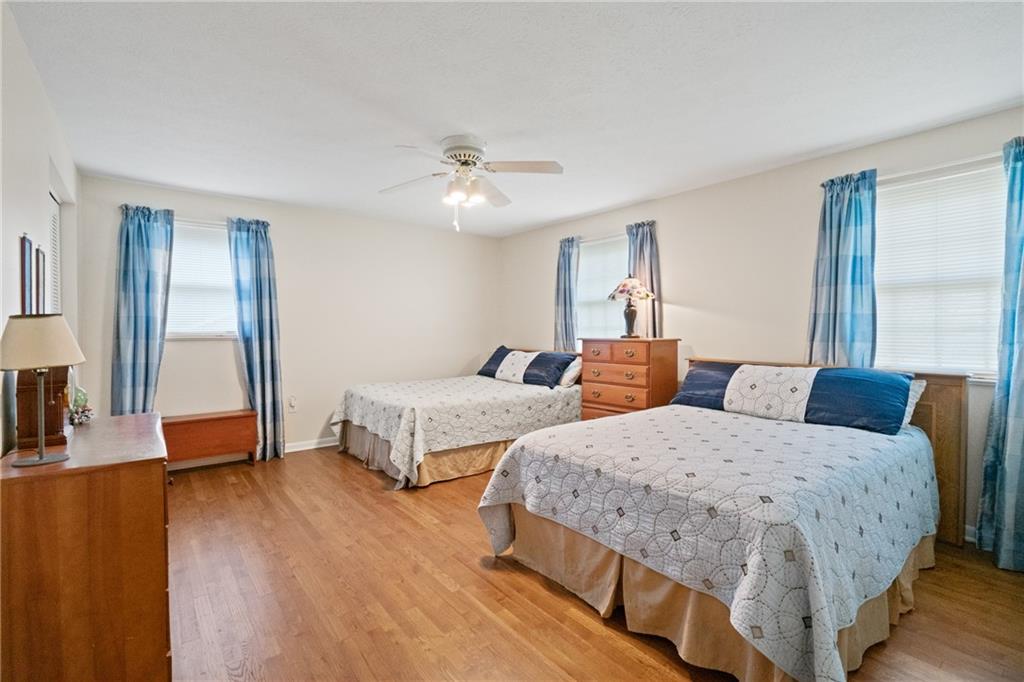 152 North Jamestown Road Coraopolis, PA 15108 - Photo 18 of 26 Gallery Image 18