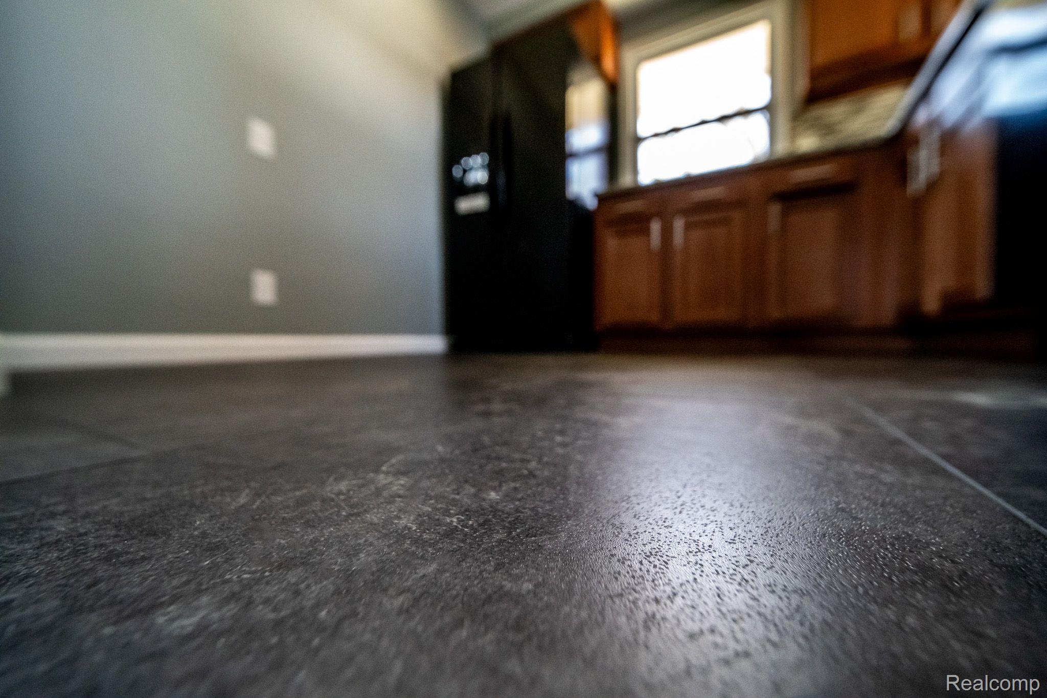 23781 Roxana Avenue Eastpointe, MI 48021 - Photo 20 of 61 Gallery Image 20