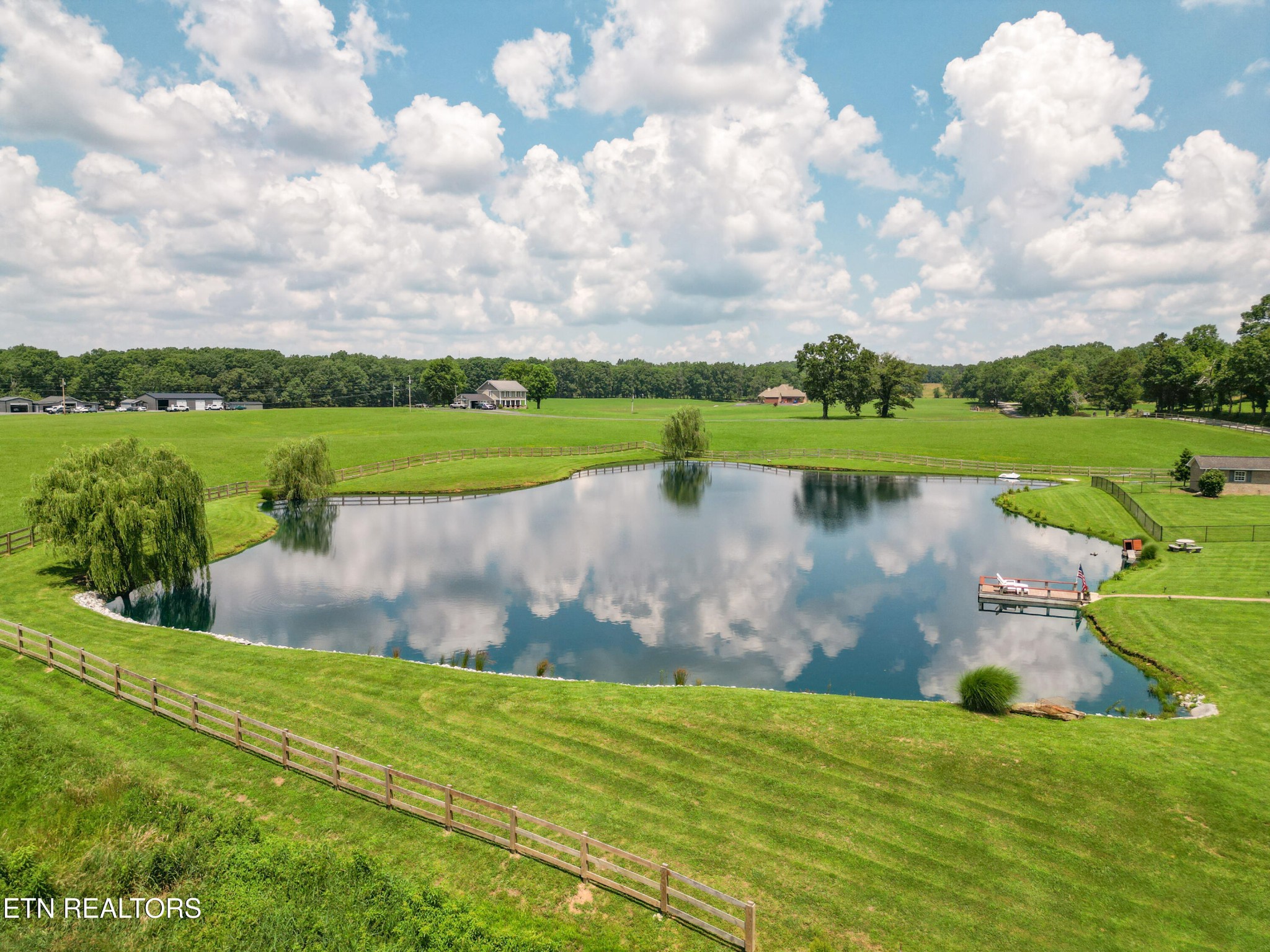 287 R S Marcum Road Oneida, TN 37841 - Photo 4 of 57