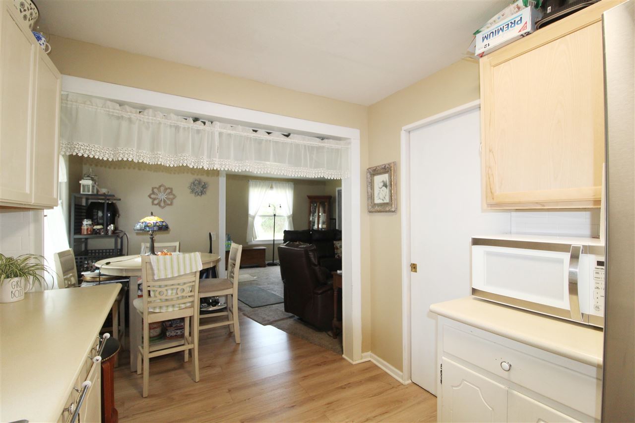 1119 South Graham Road Flint, MI 48532 - Photo 12 of 33 50053736-11.JPG
