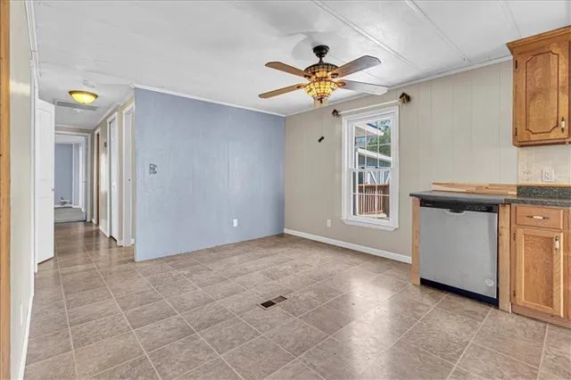 $304,000 | 1143 Highway 69, Lathrop, MO 64465