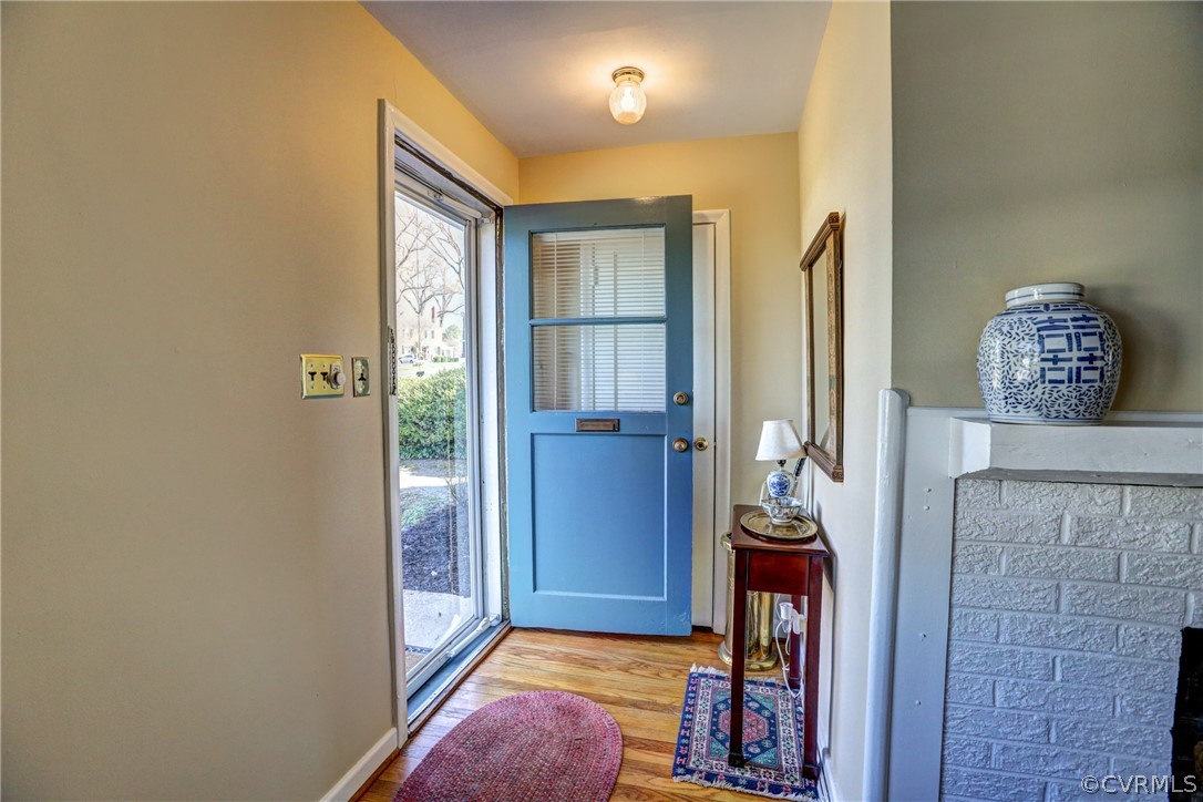 7713 Stuart Hall Road Henrico, VA 23229 - Photo 4 of 24 Gallery Image 4