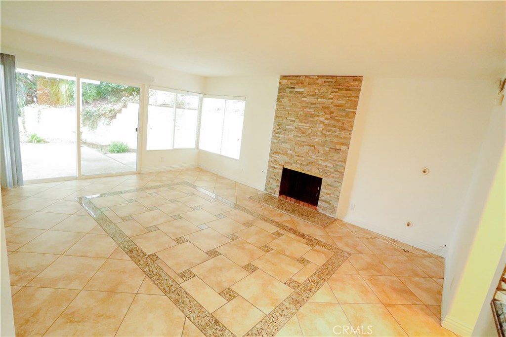 19235 Dunure Place Porter Ranch, CA 91326 - Photo 10 of 34 Gallery Image 10