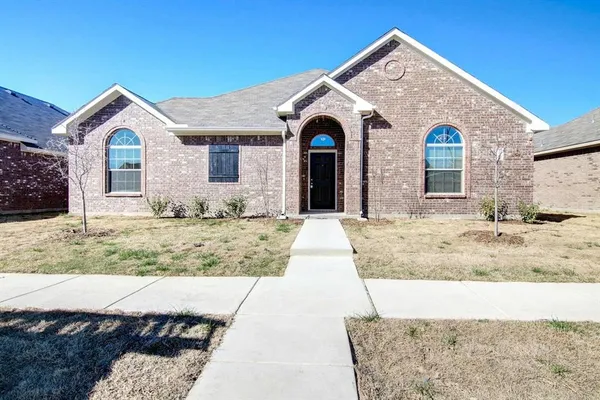 $2,225 | 2045 Augusta Street, Lancaster, TX 75146