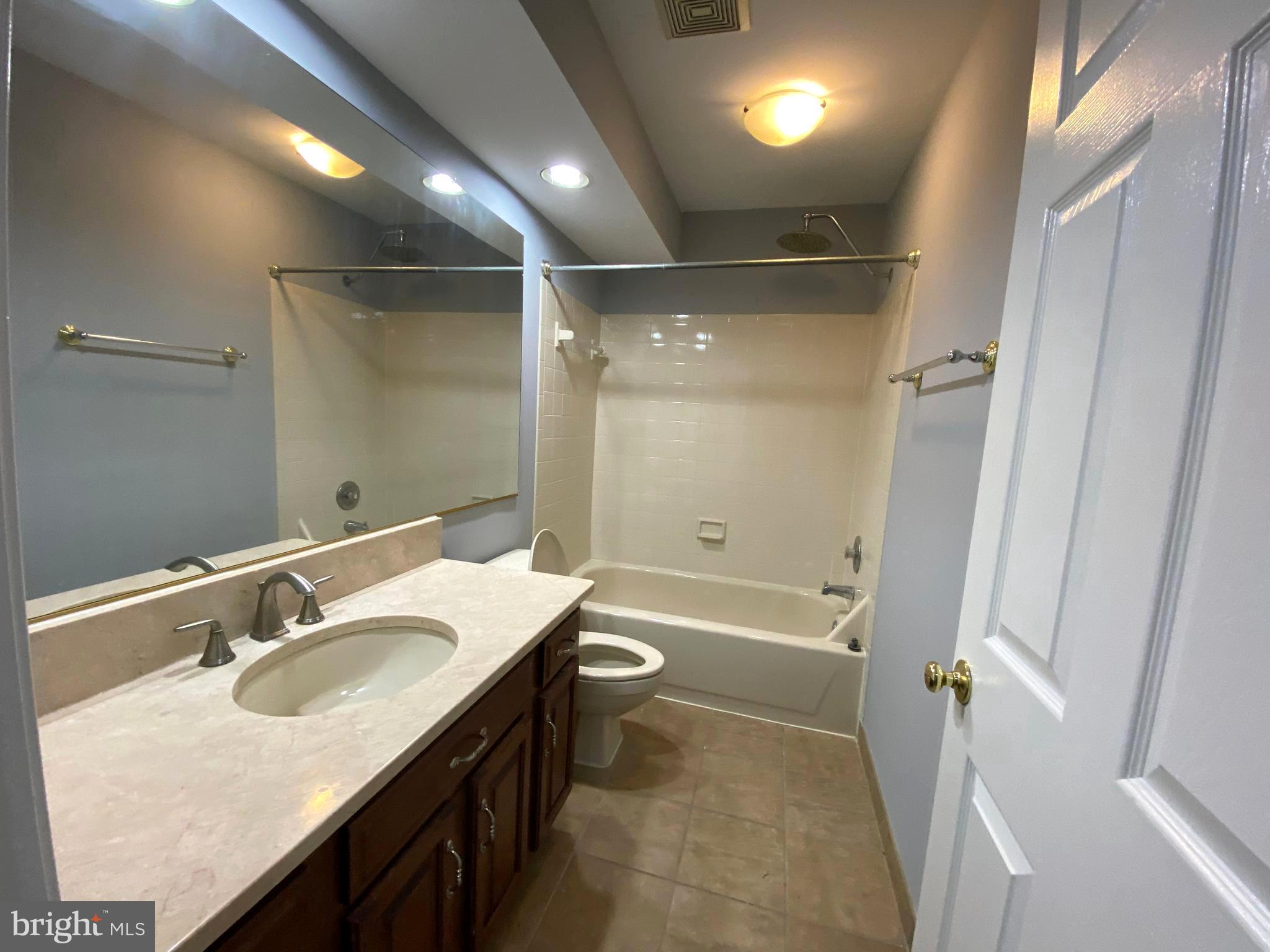 3827 Inverness Road Fairfax, VA 22033 - Photo 14 of 21 Gallery Image 14