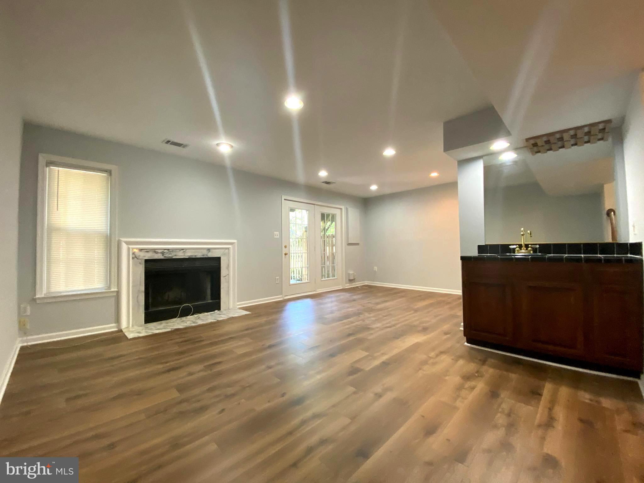 3827 Inverness Road Fairfax, VA 22033 - Photo 9 of 21 Gallery Image 9