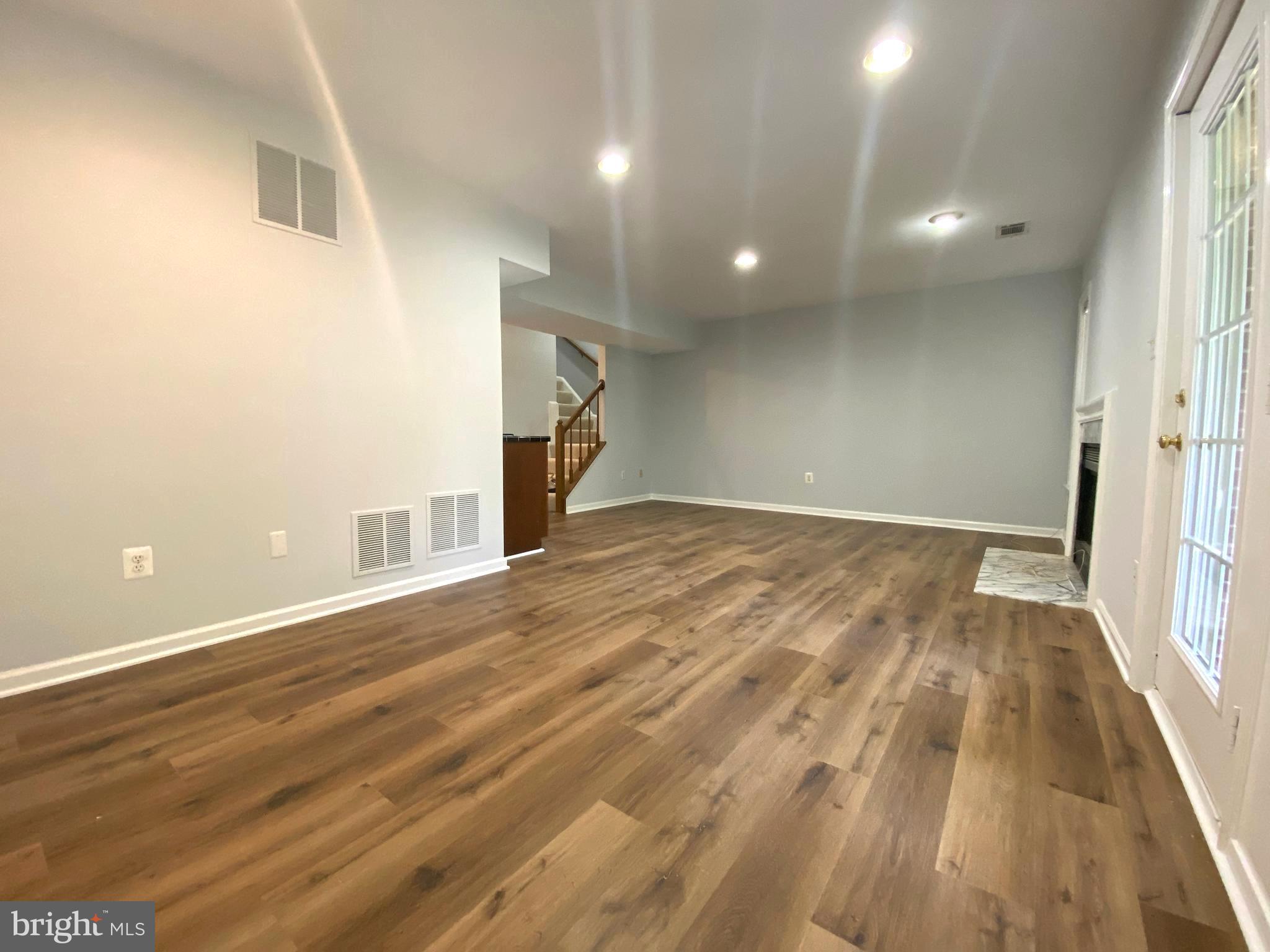 3827 Inverness Road Fairfax, VA 22033 - Photo 10 of 21 Gallery Image 10