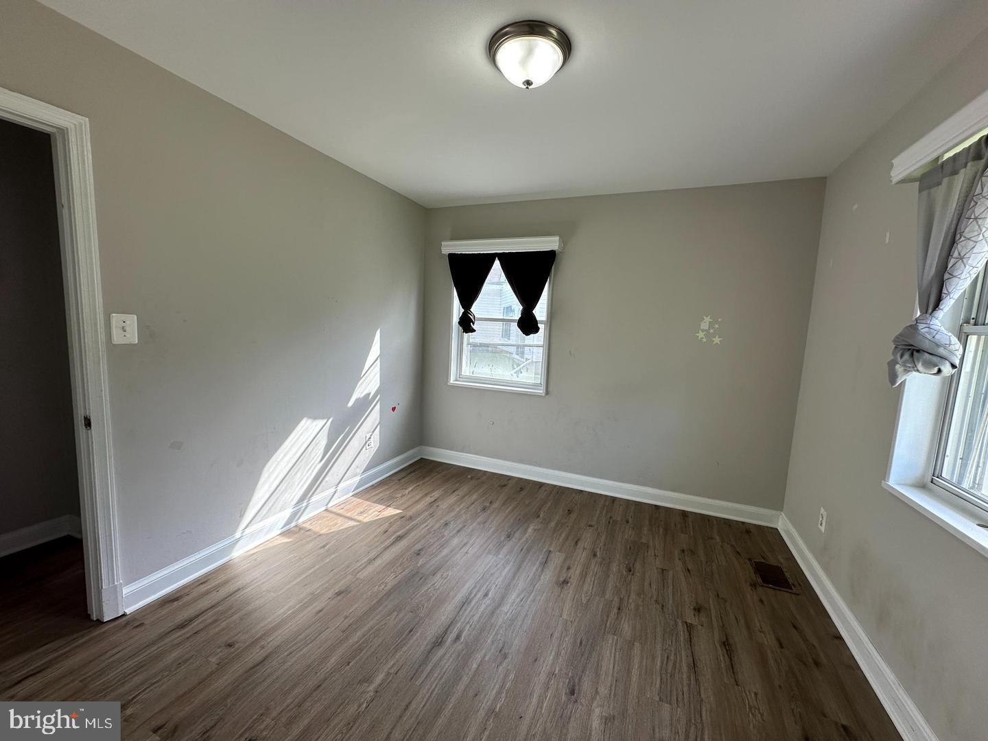 2019 Leonard Road Falls Church, VA 22043 - Photo 16 of 19 Bright and airy blank canvas room.