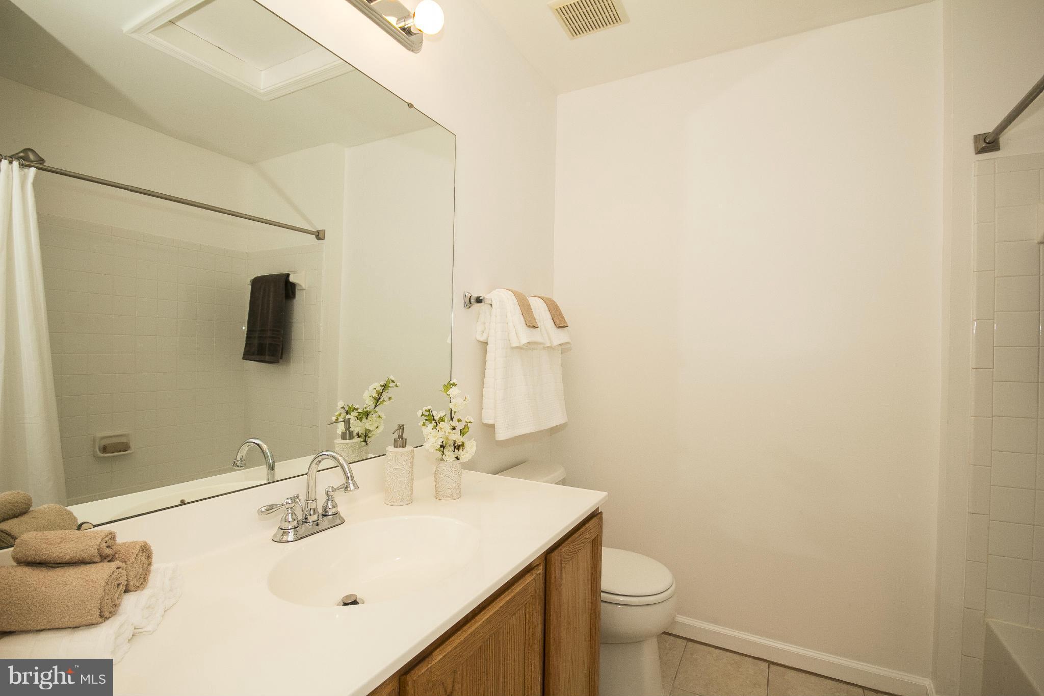 9384 Ridings Way Laurel, MD 20723 - Photo 24 of 30 Bath