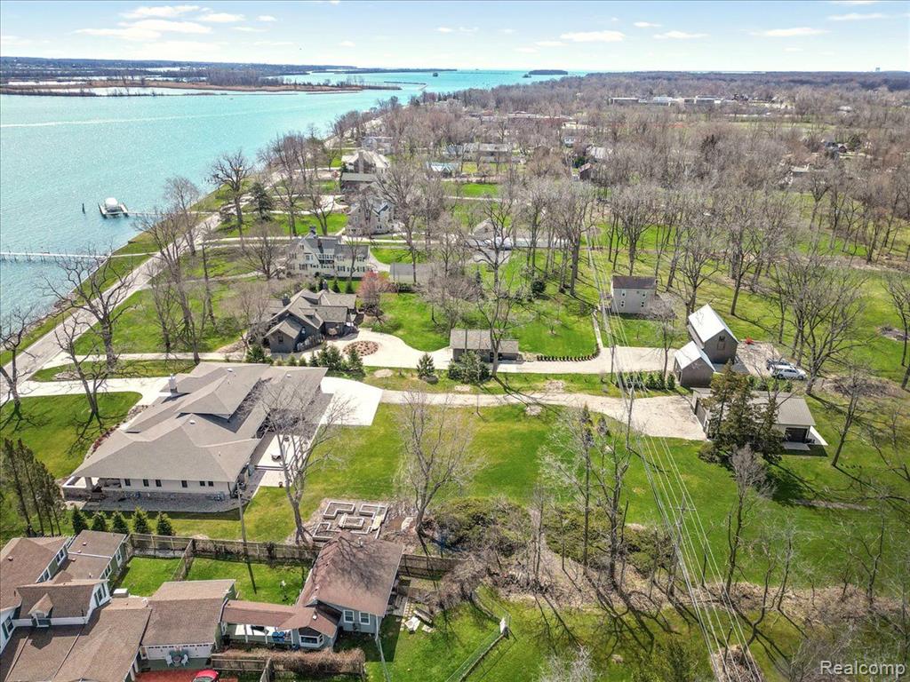 22664 East River Road Grosse Ile, MI 48138 - Photo 10 of 59