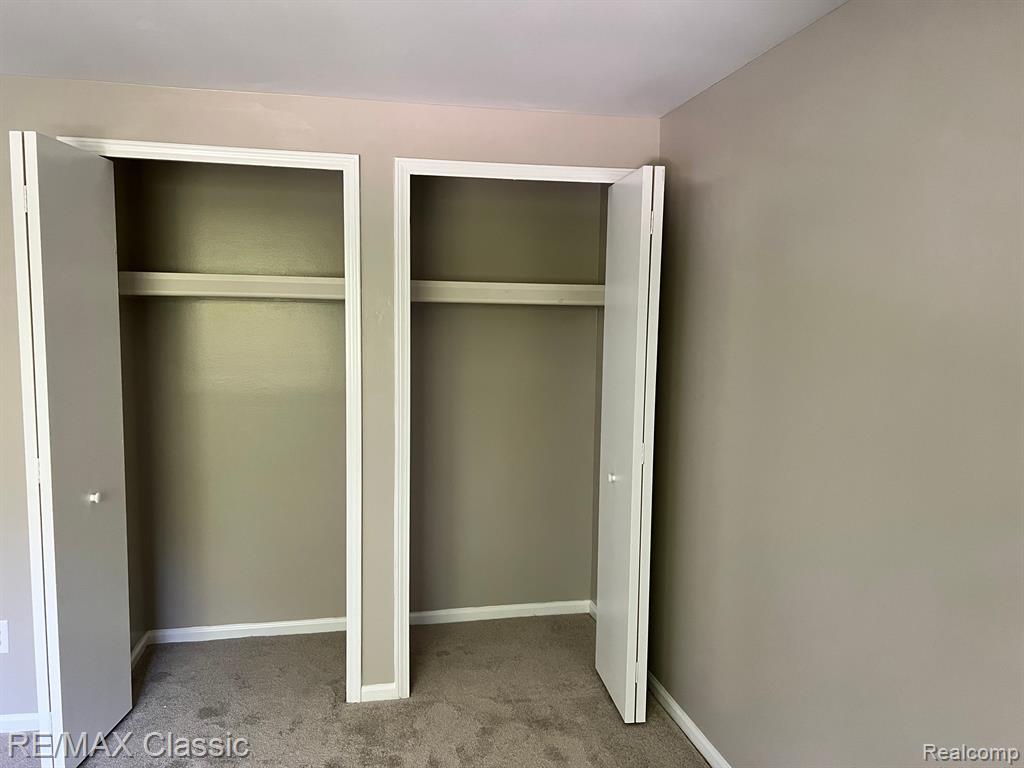 1953 Broadstone Road Grosse Pointe Woods, MI 48236 - Photo 27 of 43