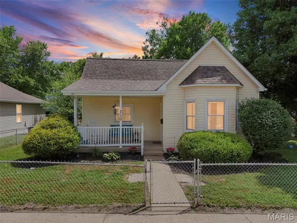 $180,000 | 710 Jefferson Avenue, Festus, MO 63028