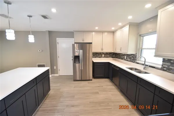 $3,000 | 8402 Blackstone Court, Tampa, FL 33615