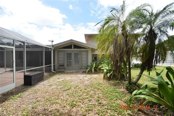 $3,000 | 8402 Blackstone Court, Tampa, FL 33615