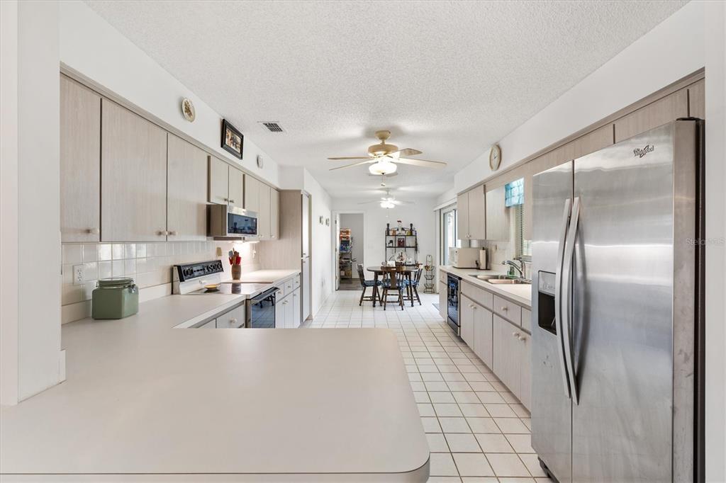 9619 Southeast 174th Place Road Summerfield, FL 34491 - Photo 8 of 27