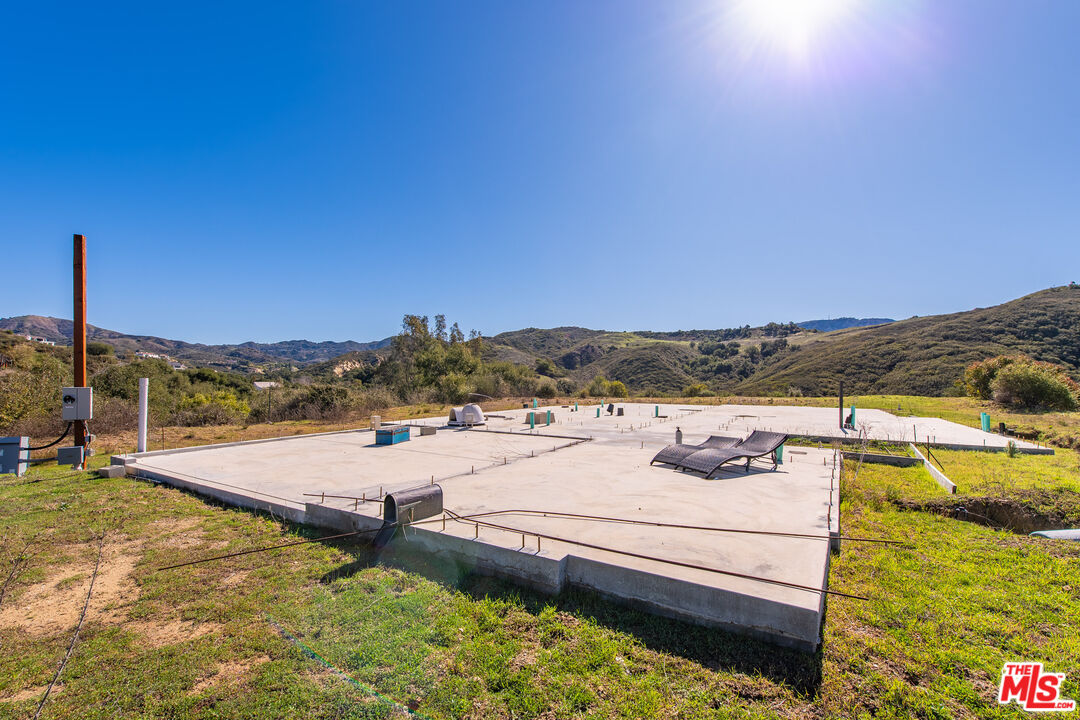 2397 Stokes Canyon Road Calabasas, CA 91302 - Photo 1 of 1 Gallery Image 1