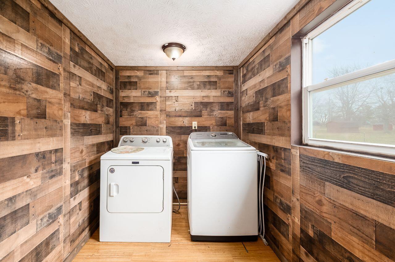 9615 Welch Road Orient, OH 43146 - Photo 26 of 30 W_9615_Welch_Rd-022