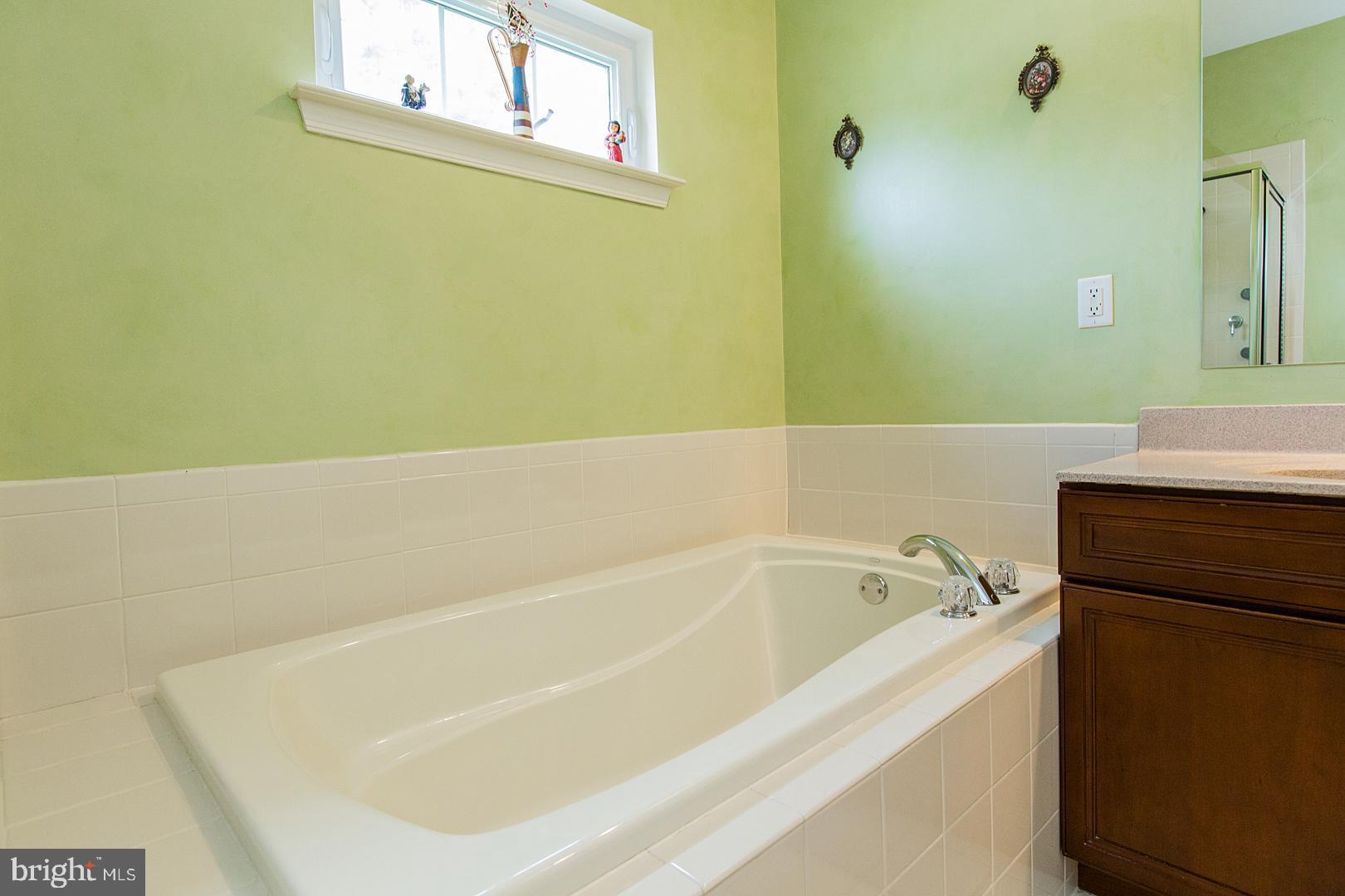 1800 Risser Lane Lancaster, PA 17601 - Photo 40 of 54 Gallery Image 40
