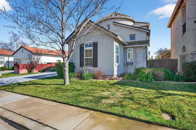 $829,990 | 6832 Salvaterra Circle, Elk Grove, CA 95757