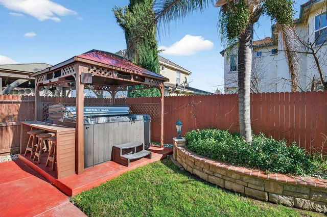 $829,990 | 6832 Salvaterra Circle, Elk Grove, CA 95757