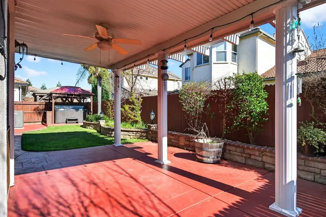 $829,990 | 6832 Salvaterra Circle, Elk Grove, CA 95757