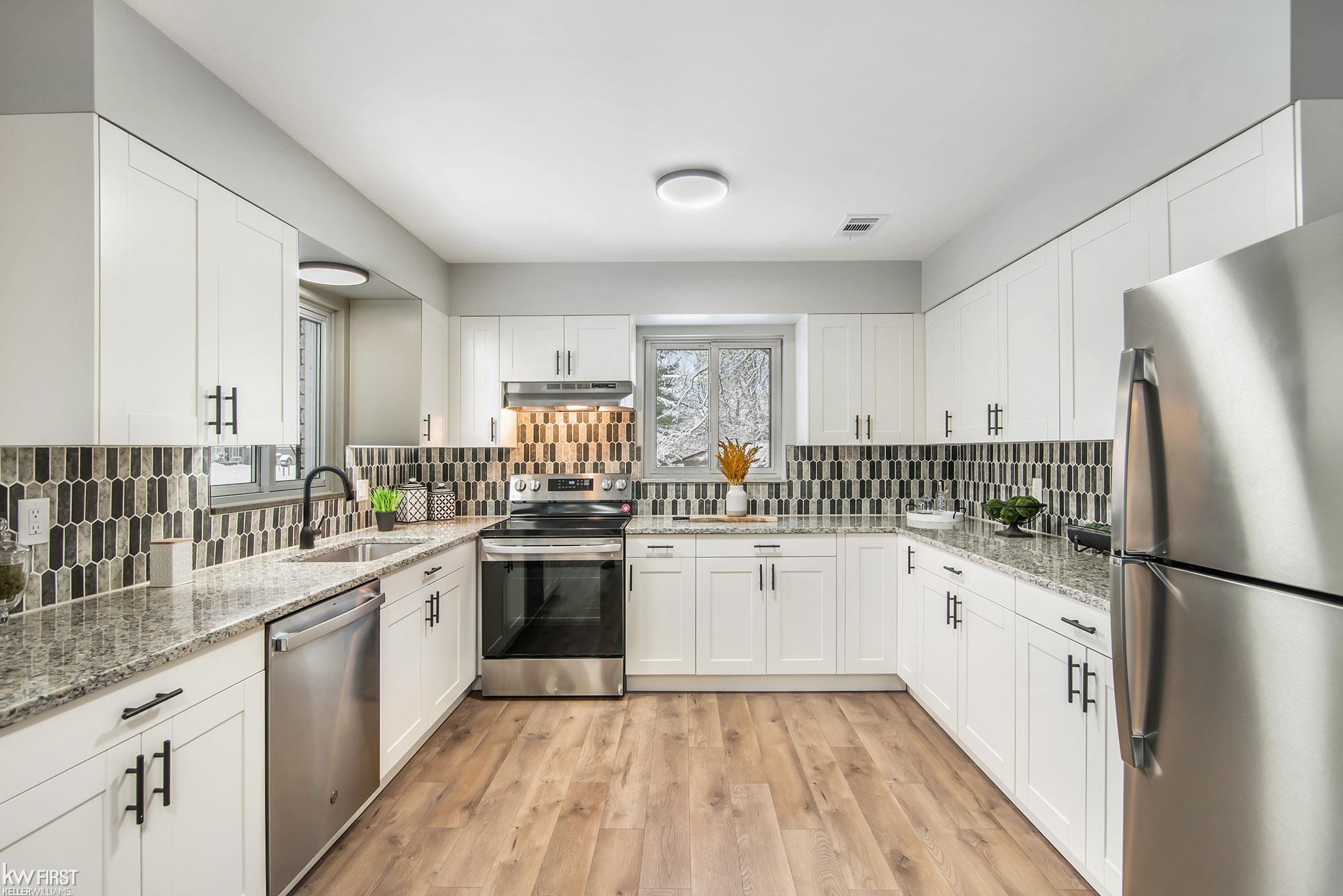 3960 Reseda Road Waterford, MI 48329 - Photo 4 of 45