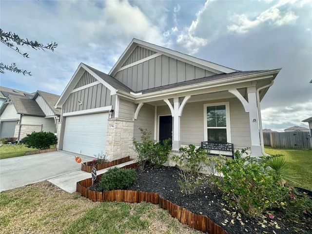 front view of house with a yard