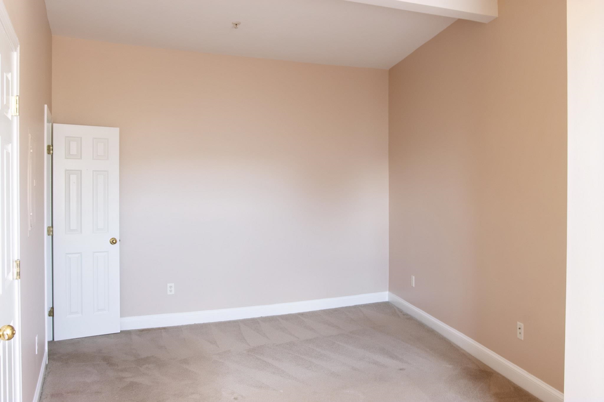 282 Central Avenue, Unit 5 Dover, NH 03820 - Photo 13 of 25