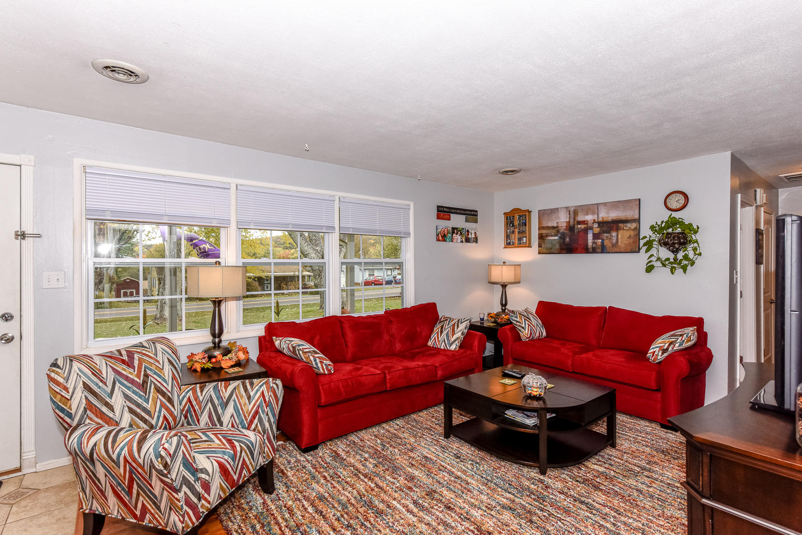 3010 Sanderson Road Knoxville, TN 37921 - Photo 11 of 20 Living Room